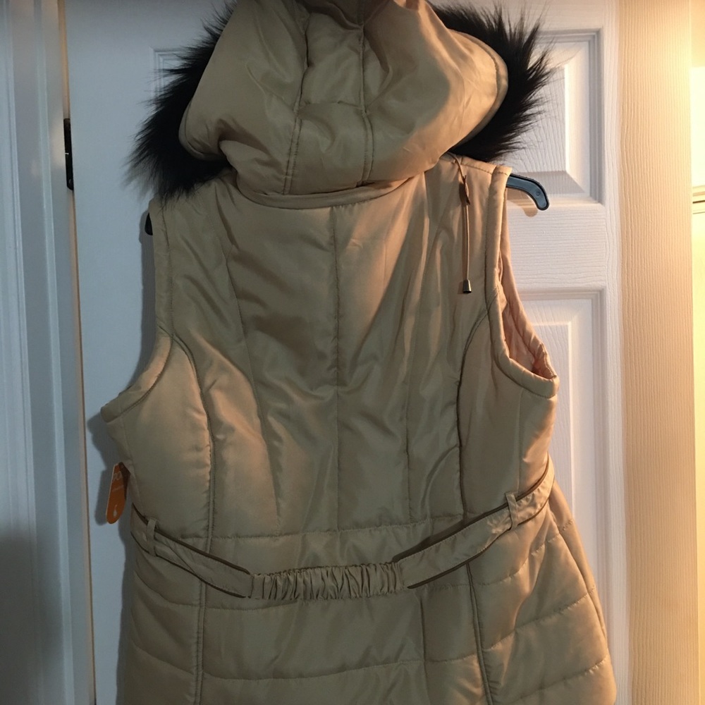New - Picture 3 of 3